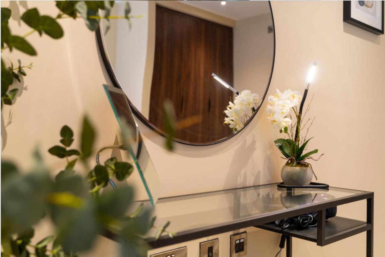 Appartement Entire 2 Bed - Free Parking - No. 35 - The Cosy Collection Ltd à York Extérieur photo